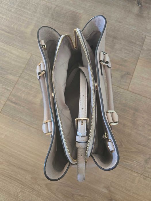 Torebka kuferek Michael Kors oryginalna, używana stan dobry plus pasek