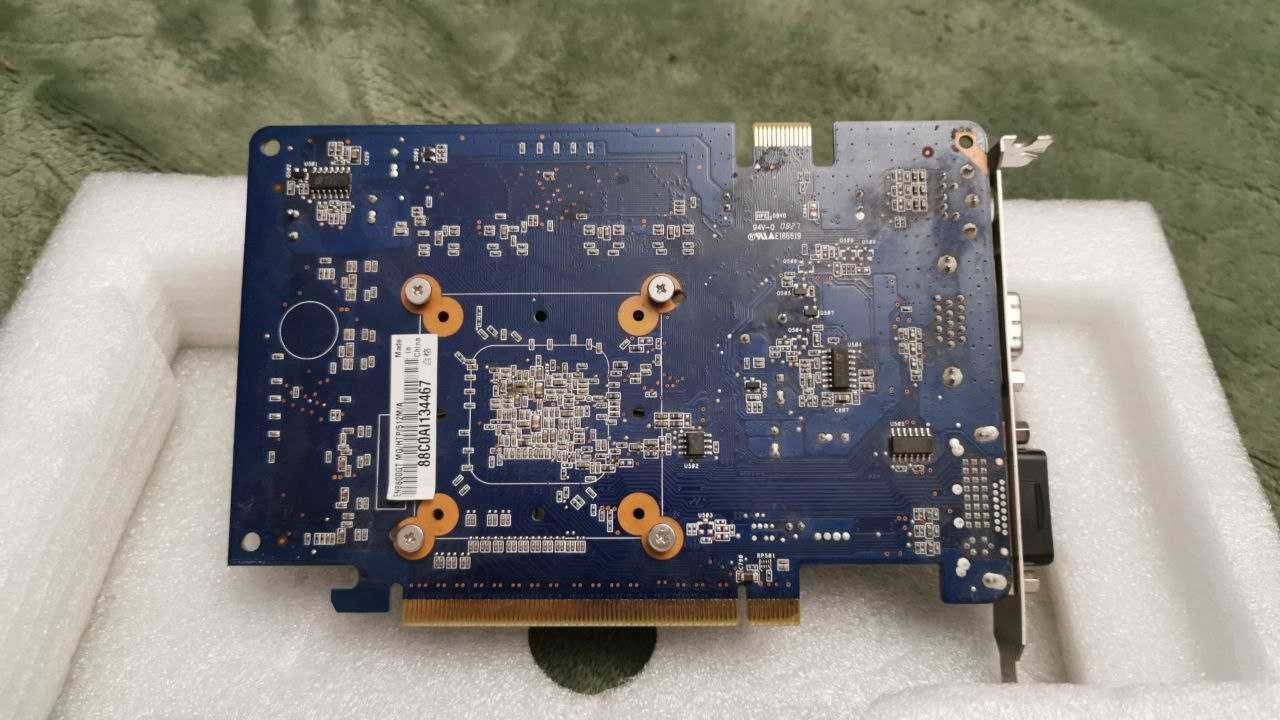 Відеокарта ASUS EN8600GT в хорошому стані