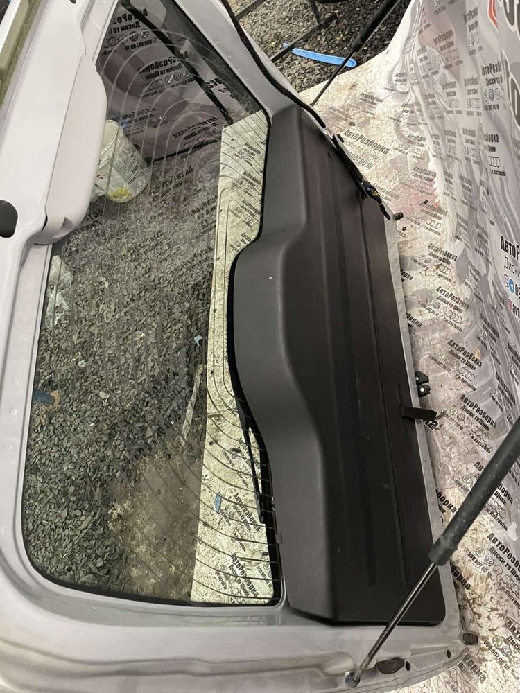 Ляда Кришка Багажника Фіат Добло Fiat Doblo