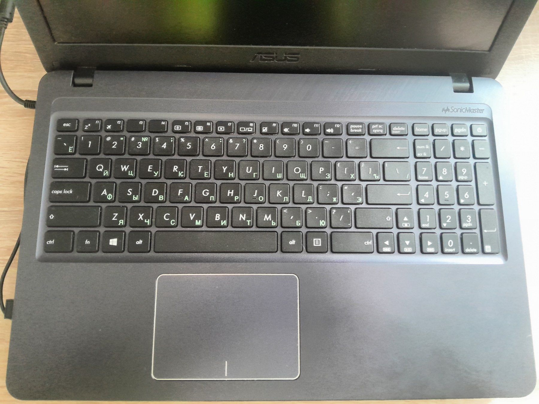 Продаю ноутбук Asus
