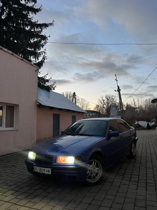 Продам BMW E36 1.8