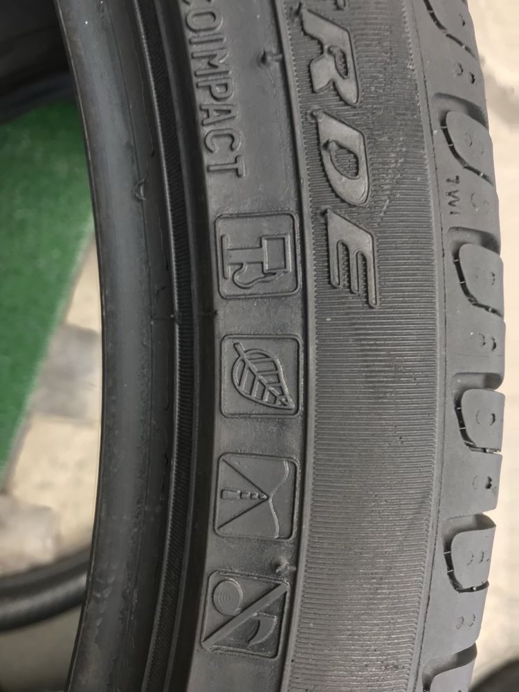 Pirelli 275/35r22 пара резина шини б/у склад оригінал літо