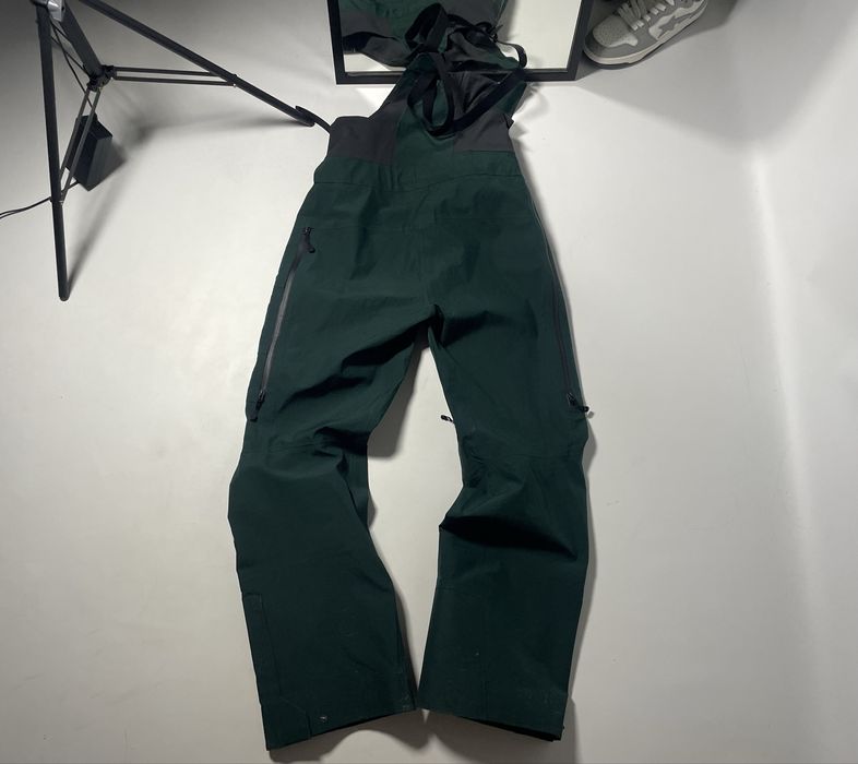 Гірськолижні трекінгові штани The North Face Summit Series M мембраные