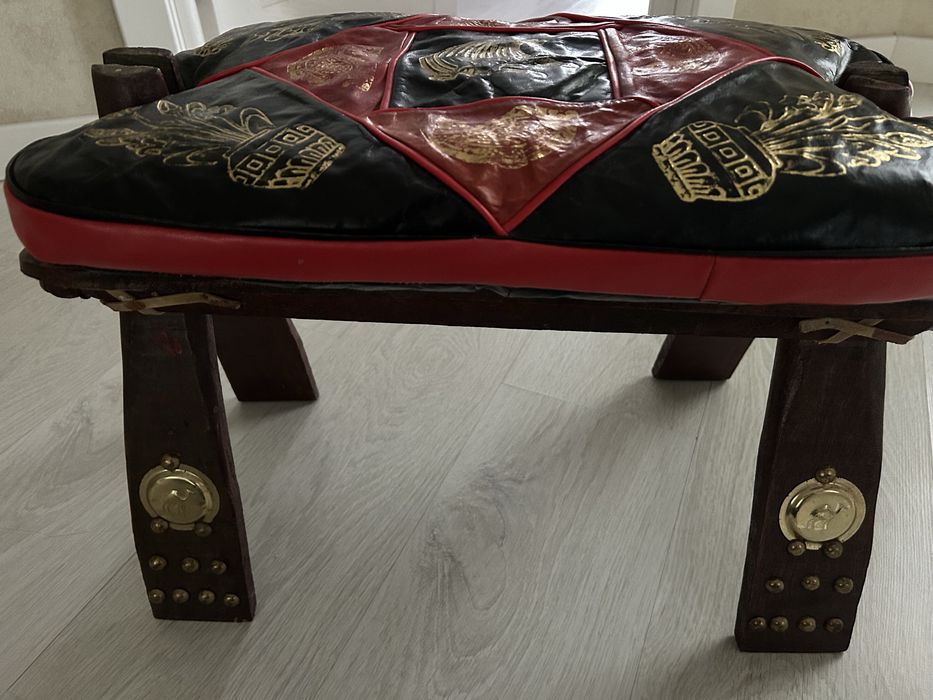 Продам розкладний стільчик пуф з Єгипту