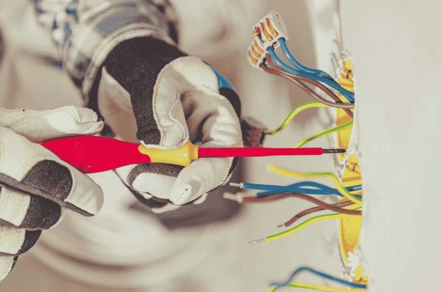 Serviços de eletricidade 24 horas. Orçamentos gratuitos.