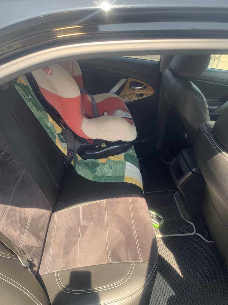 Продам Toyota Camry 40
