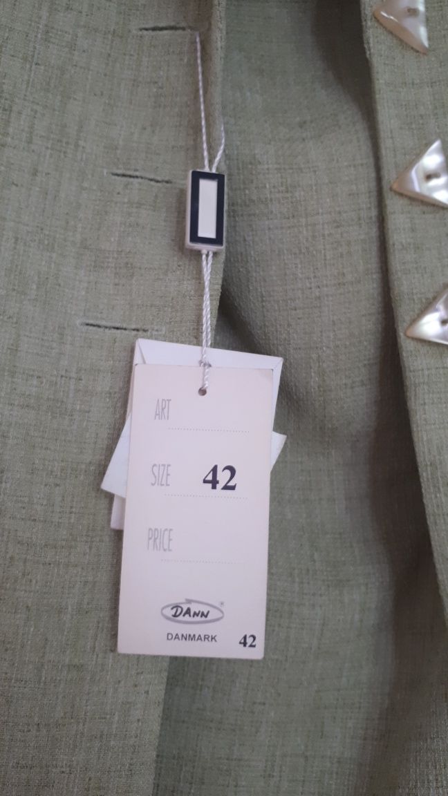 Kostiumik rozm. 42 kolor pistacjowy nowy z metką