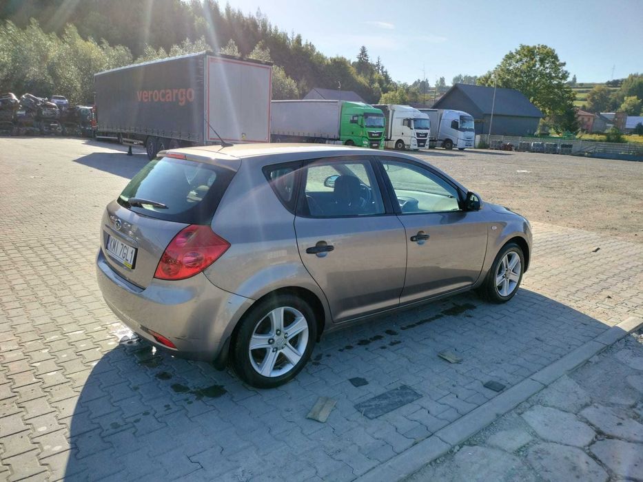 KIA Ceed 1.6 benzyna + LPG, wymieniony silnik, przebieg 155tys. km.