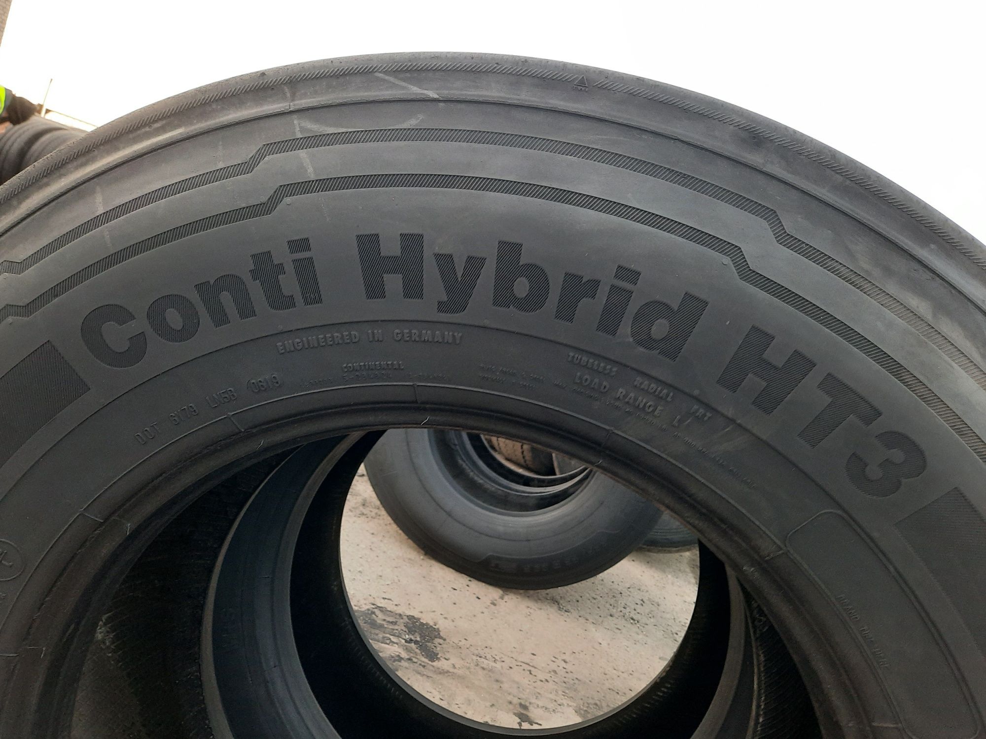 Opony 385/65/22,5 Continental Conti Hybrid HT3 2019r