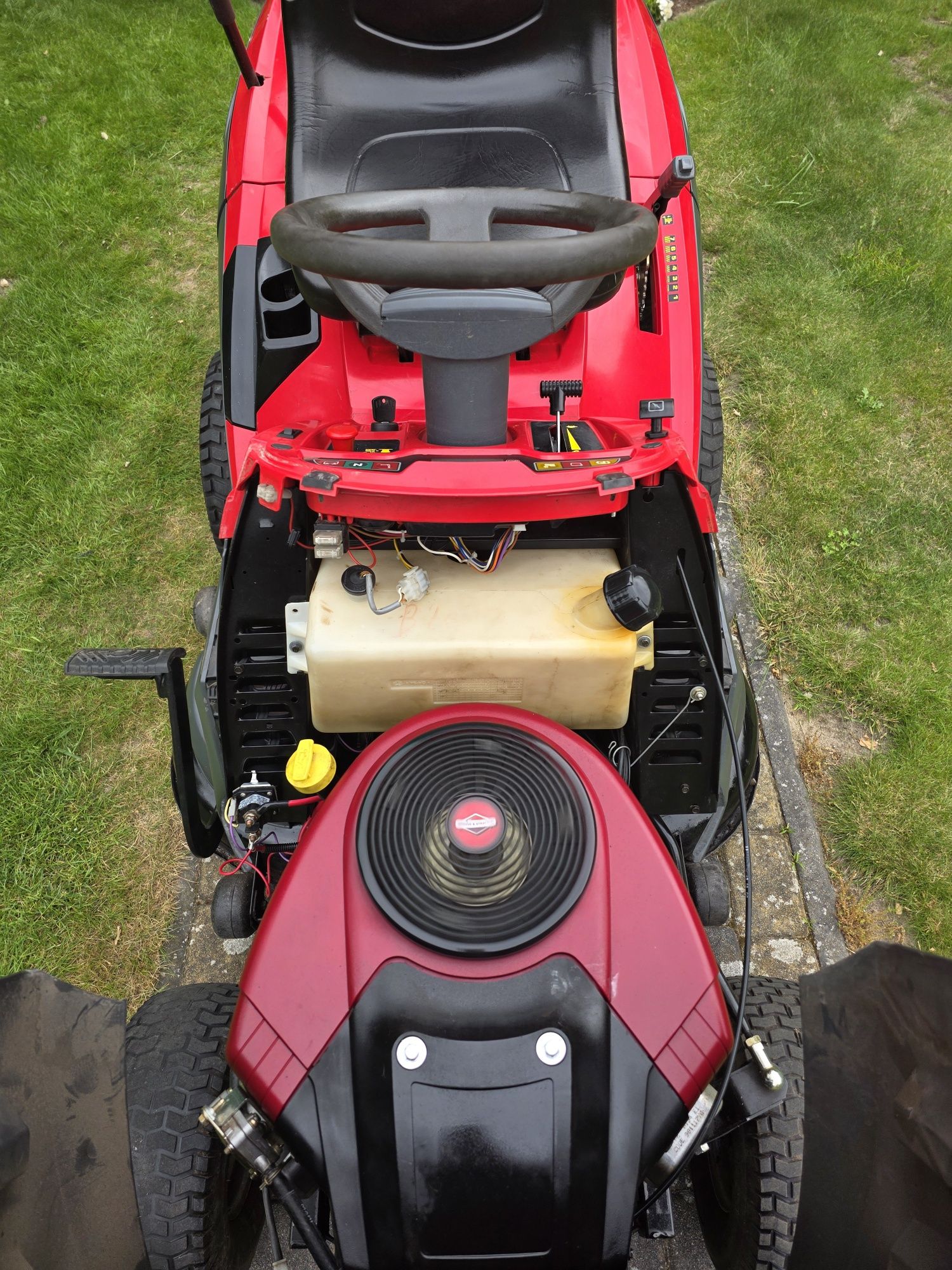 Traktorek kosiarka z koszem Castelgarden Stiga  Briggs&stratton  20v2