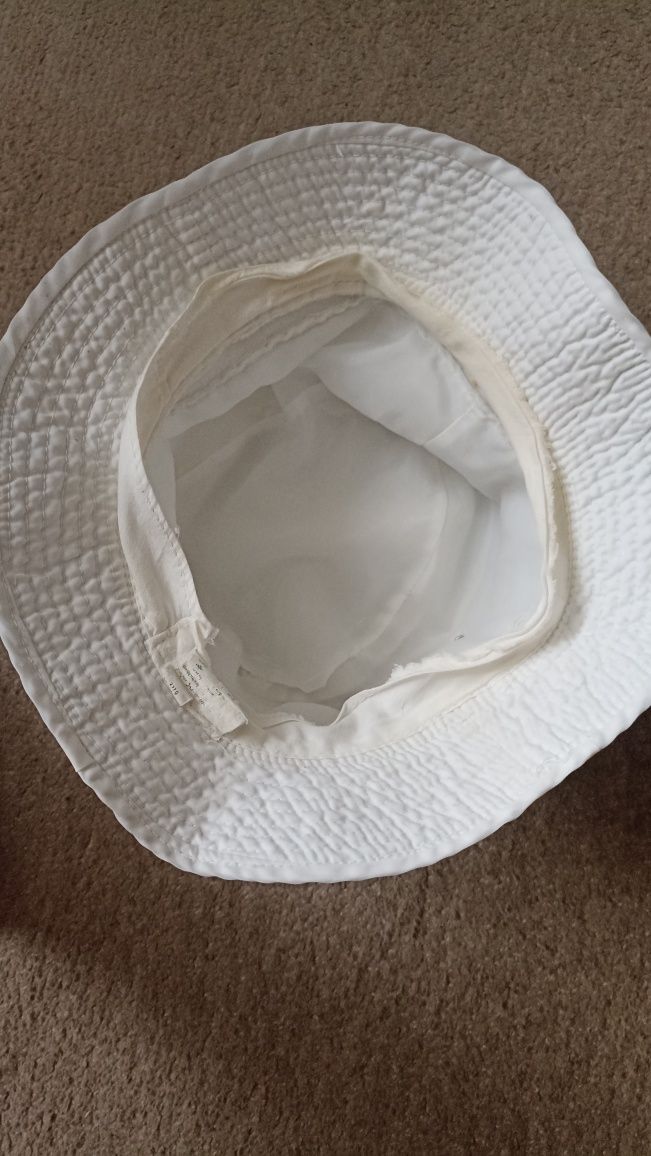 Kapelusz czapka na lato wiosnę biała bucket hat