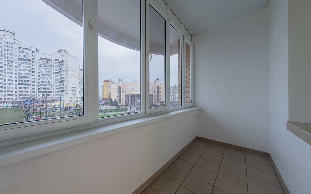 Офіс 145м2 м.Мінська від власника. Левка Лук'яненка 21.