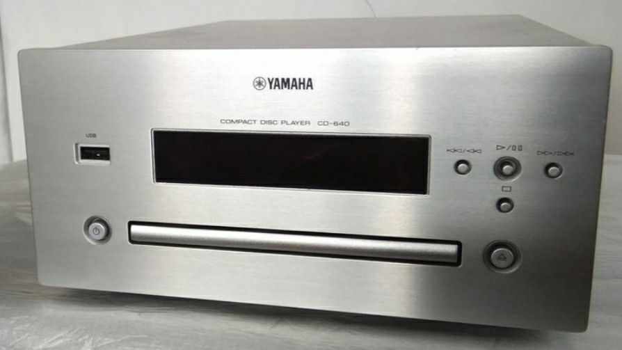 Yamaha CD640 /MP3/ odtwarzacz CD, wieża MCR840