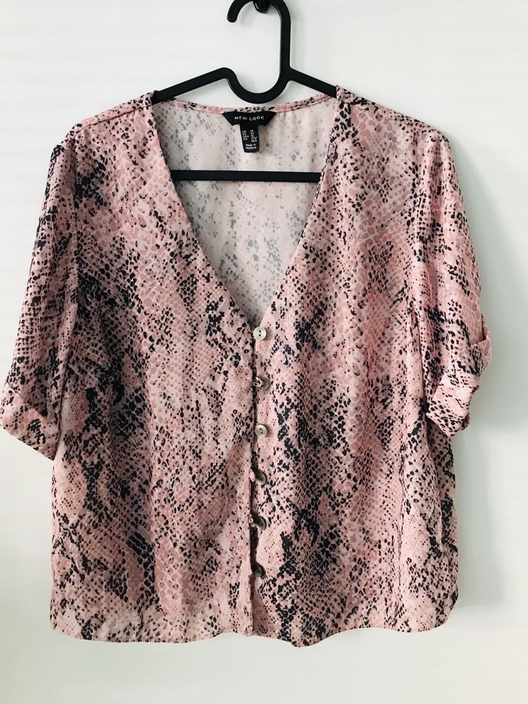 Różowa bluzka z wężowym printem New Look r. XL