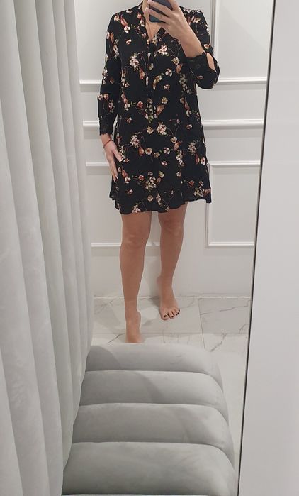 Sukienka Collection IRL nowa 34