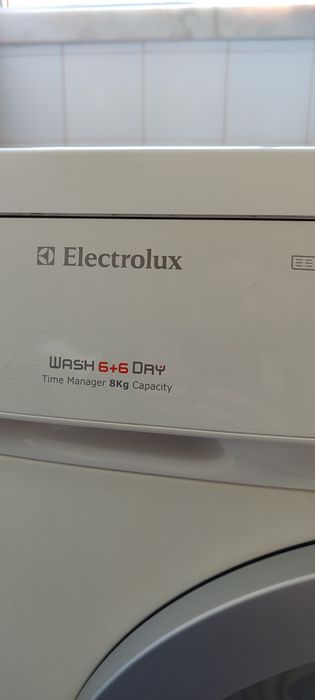 Máquina de Lavar e Secar