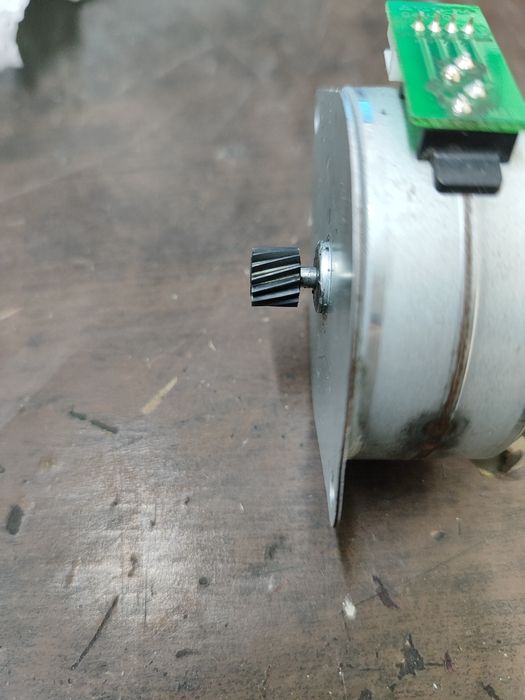 RK2-7103 двигун HP m501/ m507 МЕТАЛ