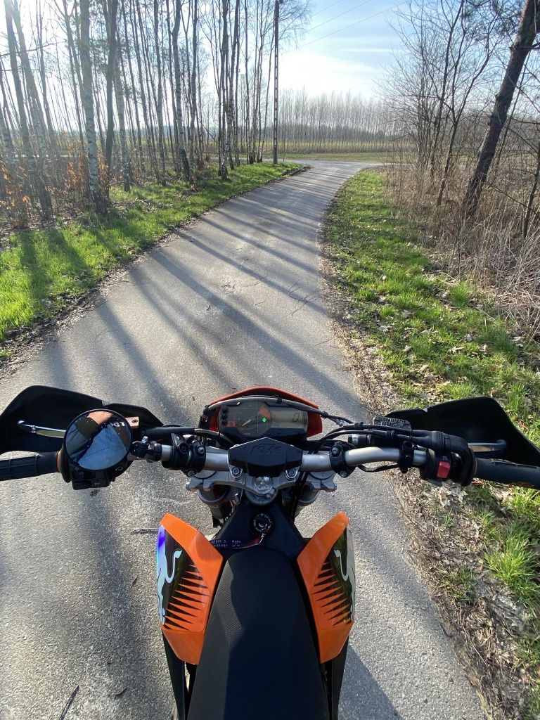 KTM 690 SMC R 2008r supermoto