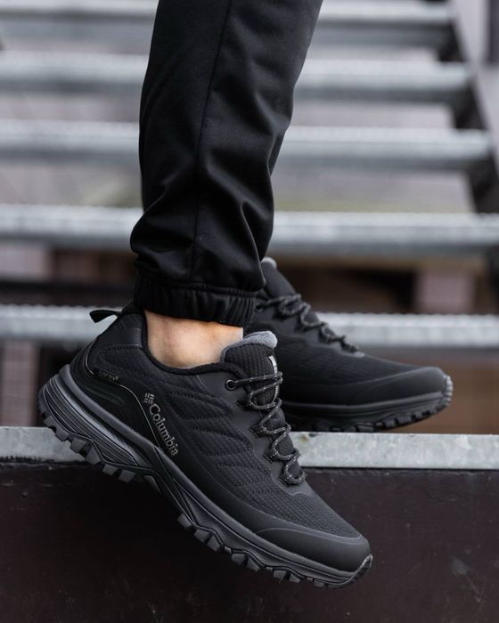 Columbia Gore-Tex Total Black