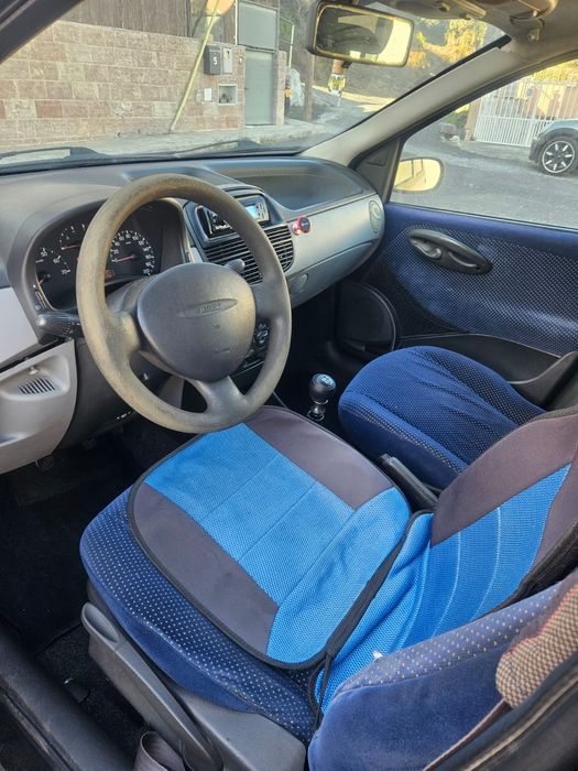 Fiat Punto 1.2 HLX Ano 2000