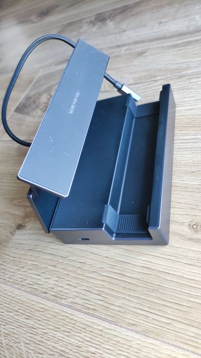 Ugreen 6w1 CM800 stacja dokująca handheld, telefon, tablet steam deck