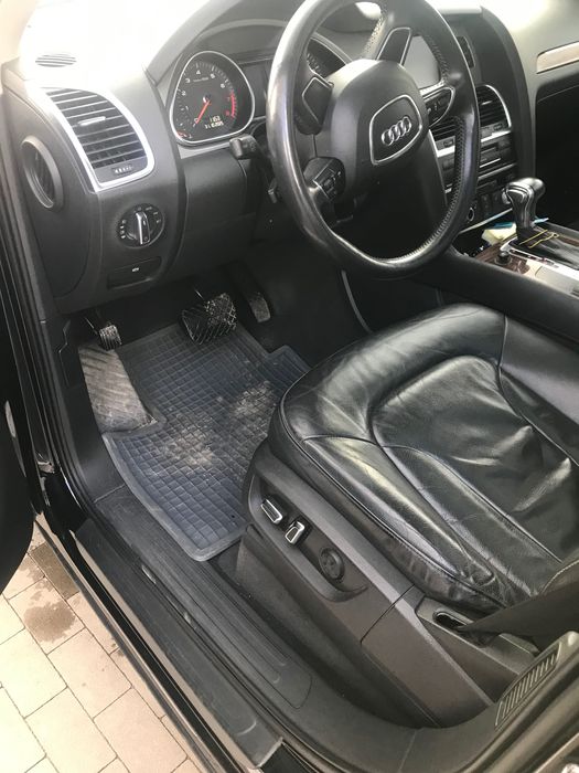 Ауді Ку 7 квадро