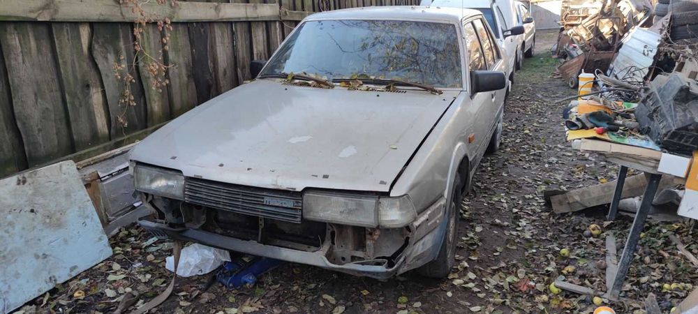 Mazda 626 GC 2.0 бензин двигун ГБЦ стартер генератор Мазда жц головка