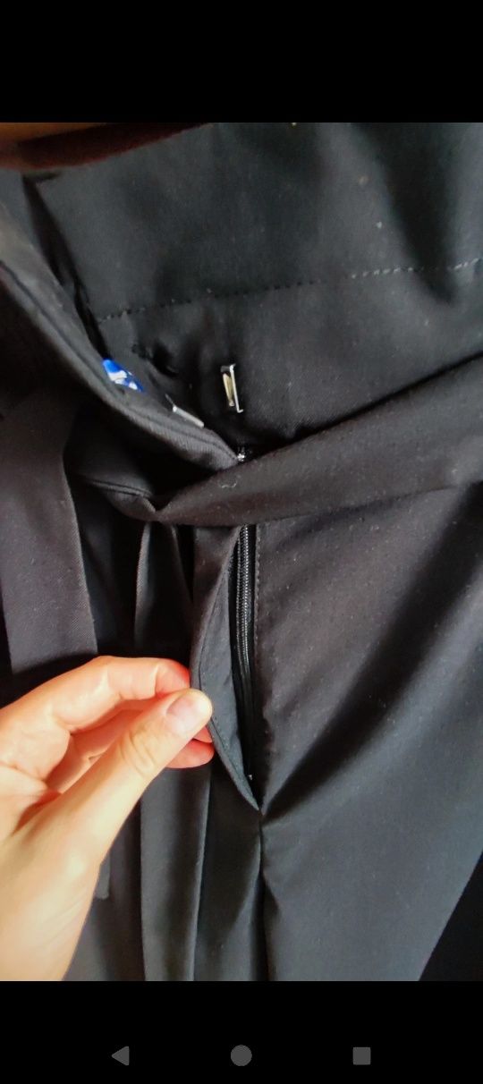 Reserved spodnie chinosy lekkie zwiewne 38 eleg