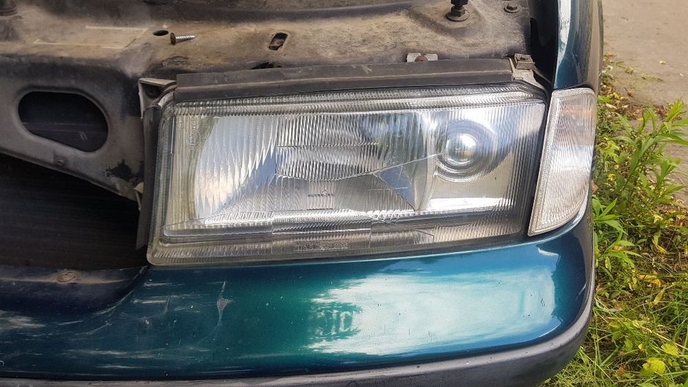 SKODA OCTAVIA I LAMPA LEWY PRZÓD