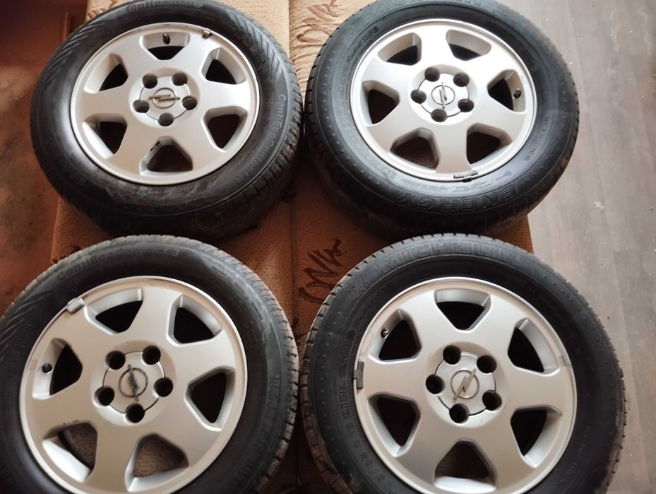 Sprzedam felgi do Opla.