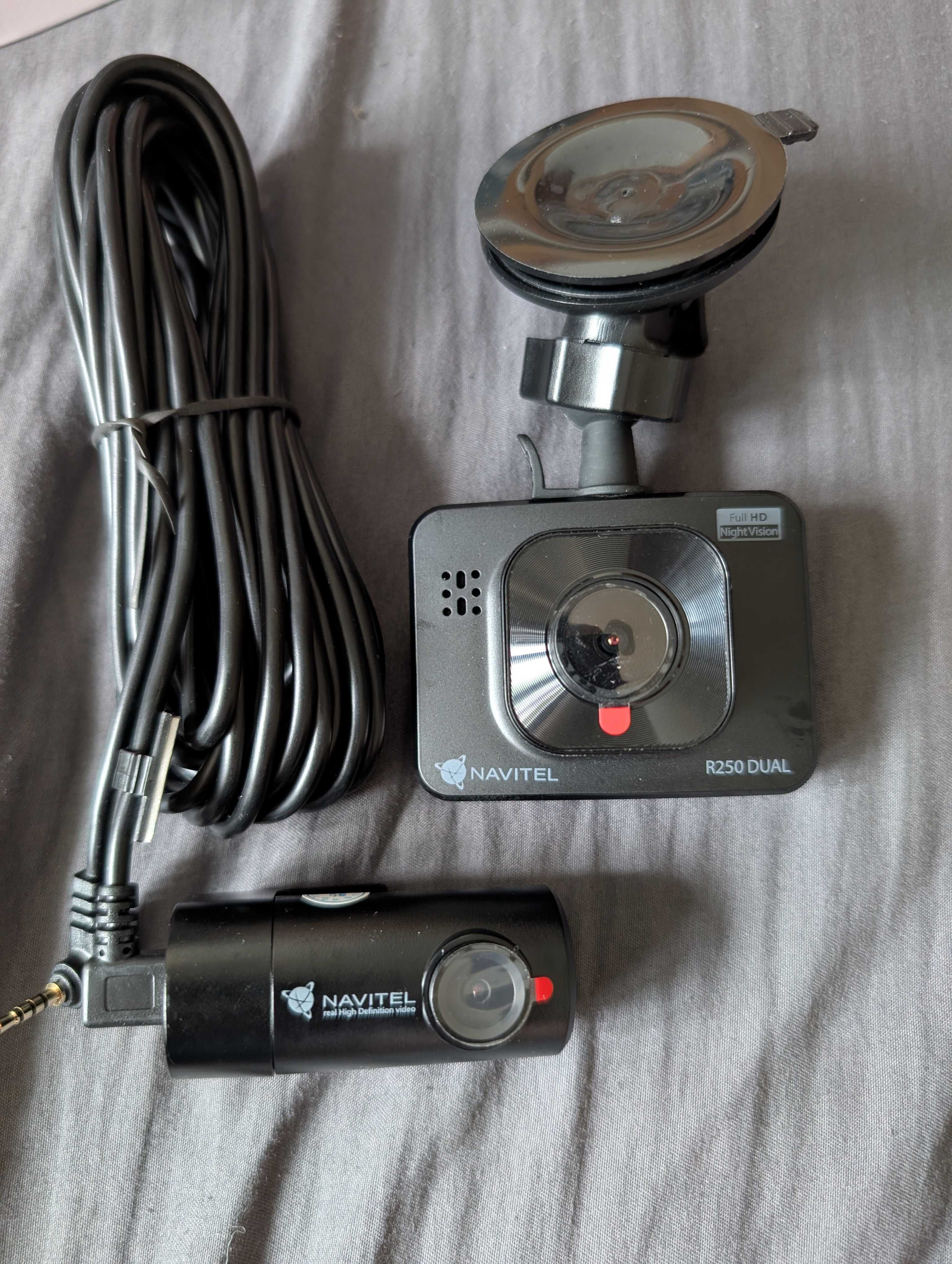 Rejestrator jazdy Navitel R250 Dual