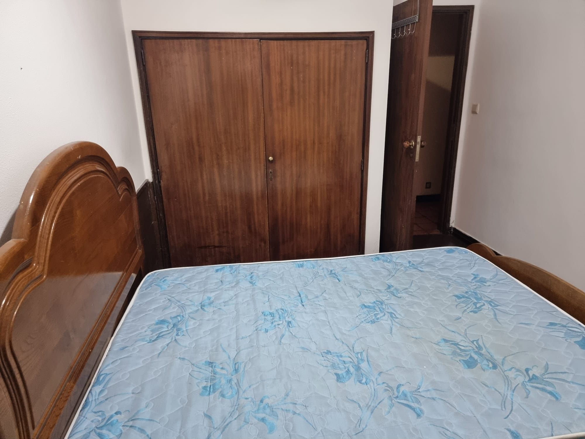 Arrenda-se quarto para Estudante Feminina em Lamego