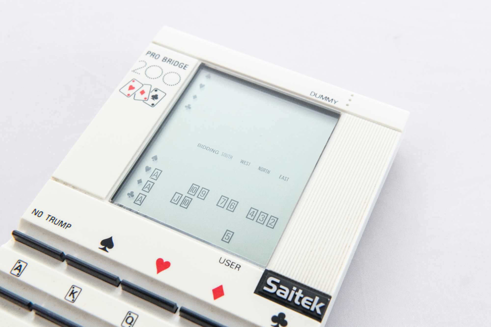 Retro gierka elektroniczna brydż Saitek Pro Bridge 200
