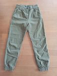 Spodnie jogery khaki Bershka 34