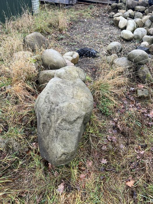 Продам великий річковий камінь для декору