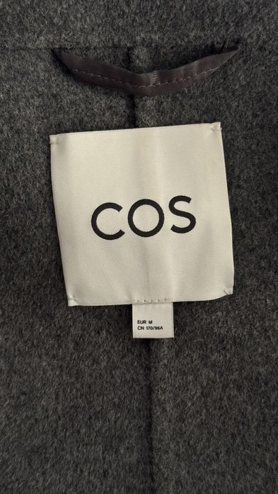 Вовняна куртка COS