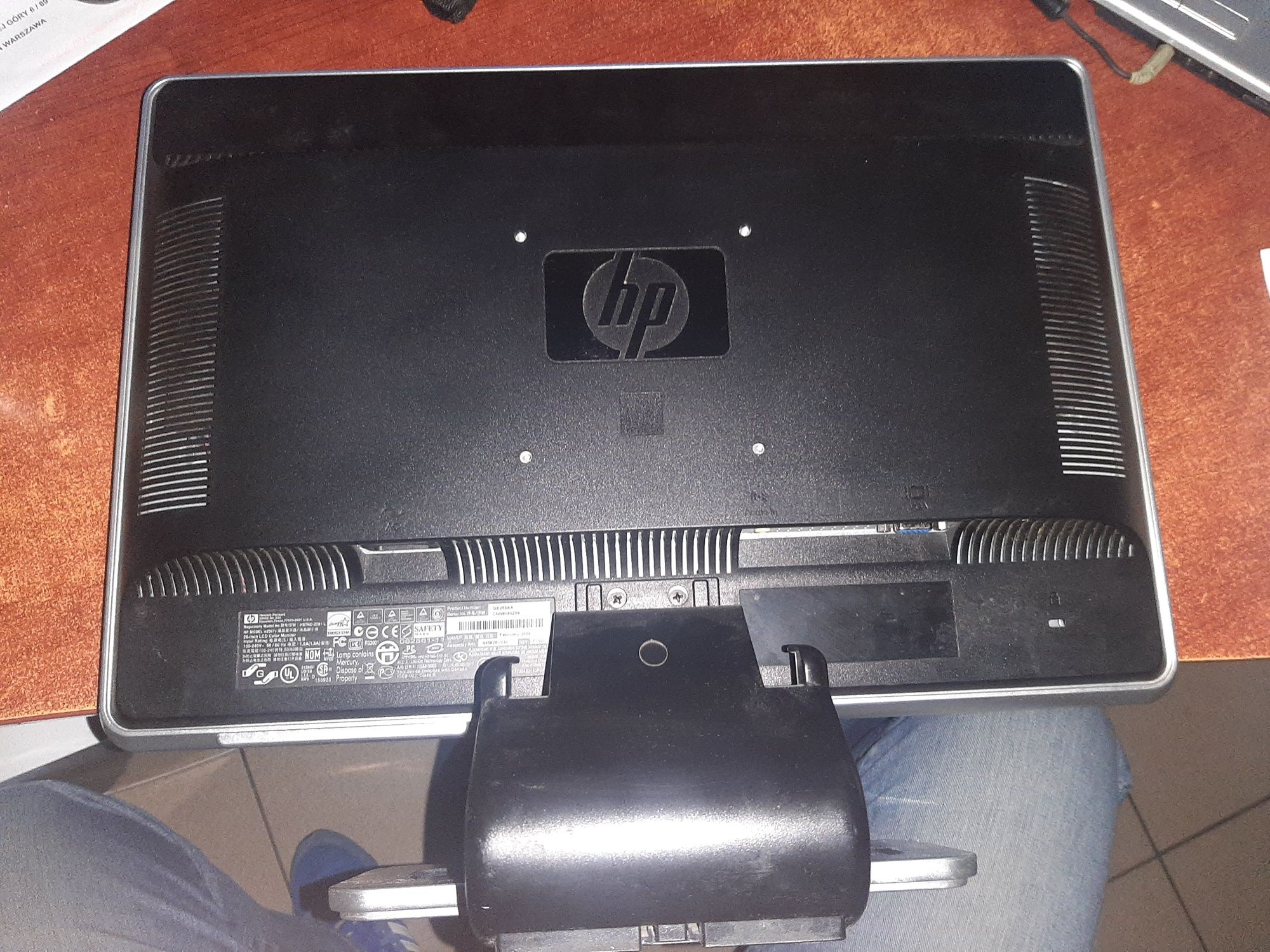 Monitor HP 20 inch LCD