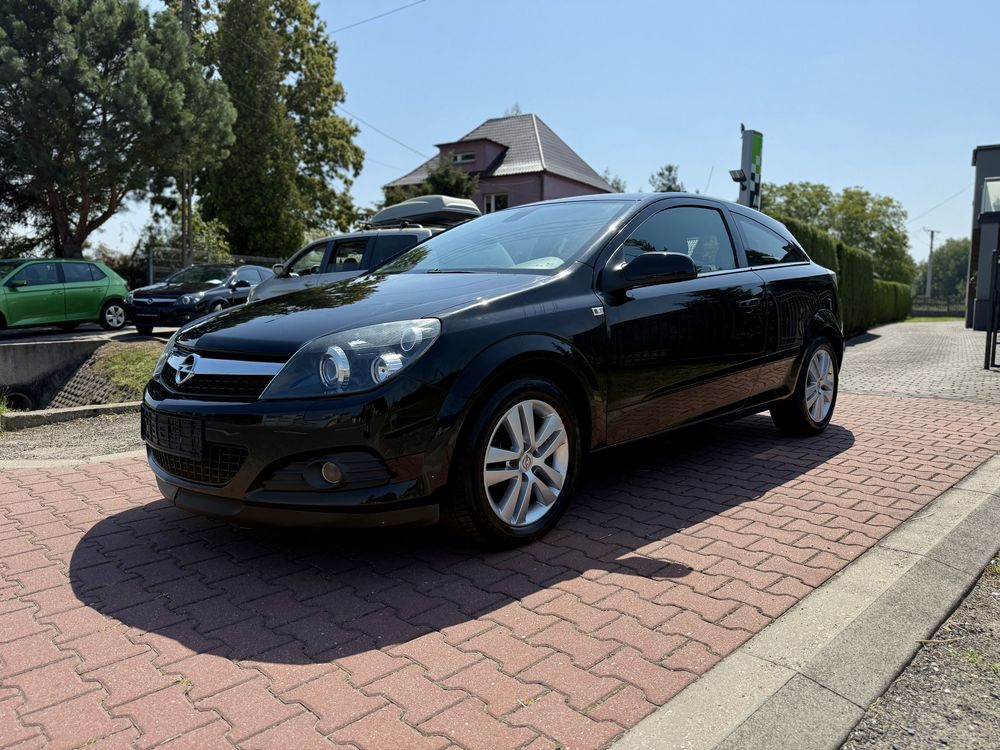 Opel Astra H GTC 2009 1.8 140 KM Xenon Alufegi PDC Tempomat