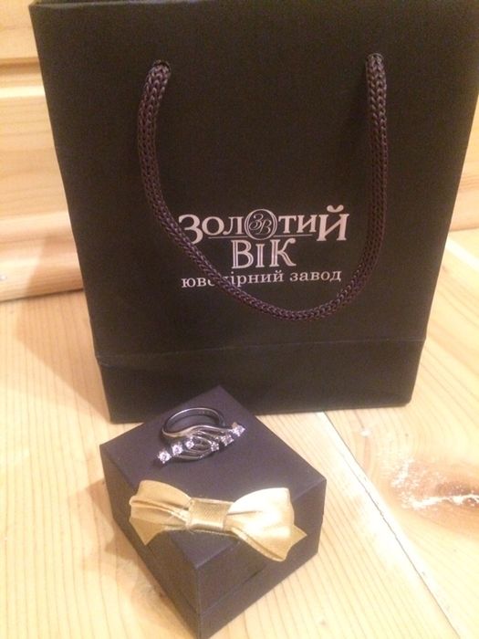 Срібний перстень