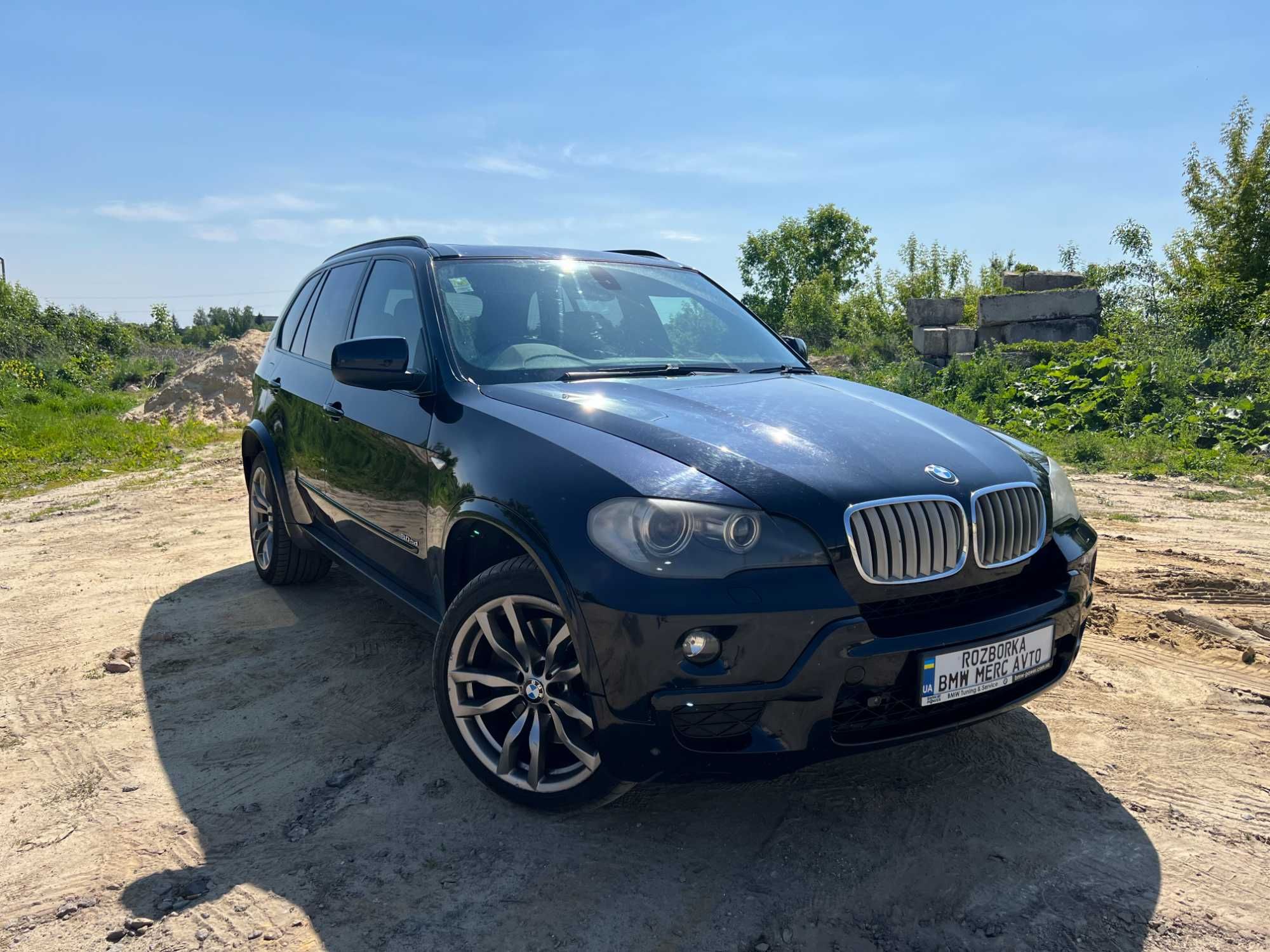 Передний М бампер BMW X5 E70 задний M обвес БМВ Х5 Е70 Обвіс Пороги