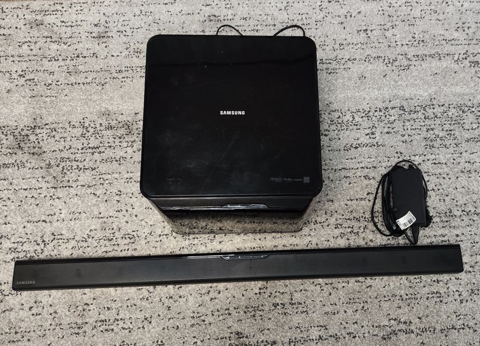 Samsung soundbar HW F550