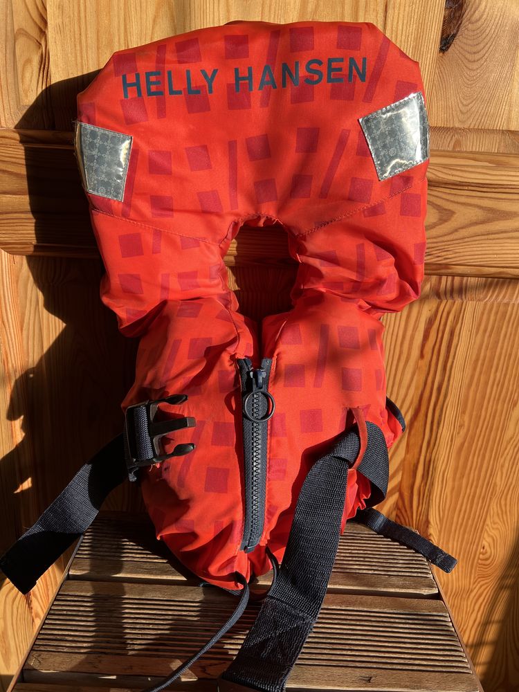 Sprzedam dzieciencą kamizelkę ratunkową HELLY HANSEN 5-15 kg