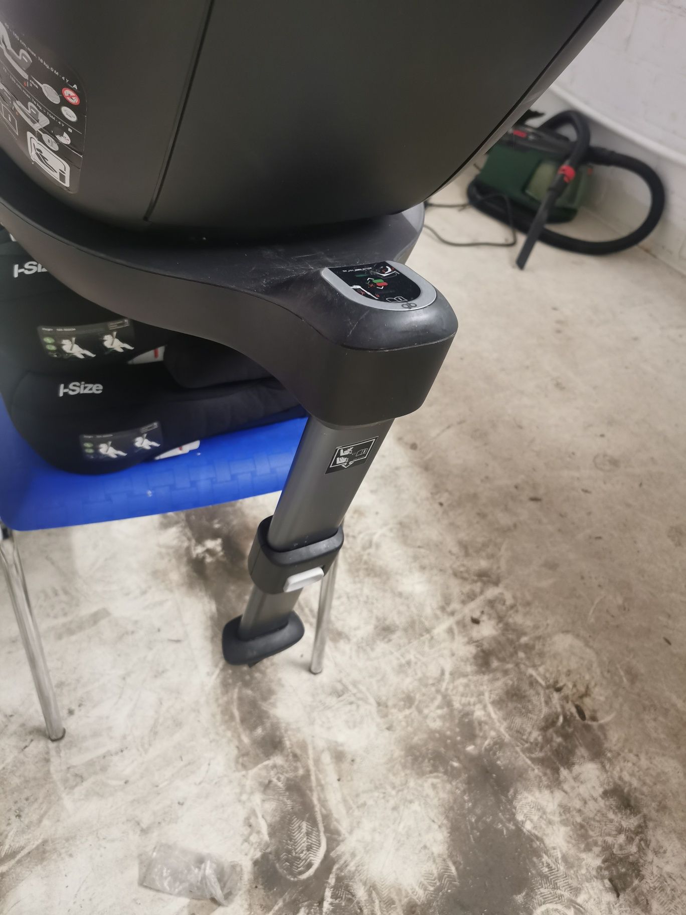 Fotelik Britax Romer Dualfix M i-Size obrotowy