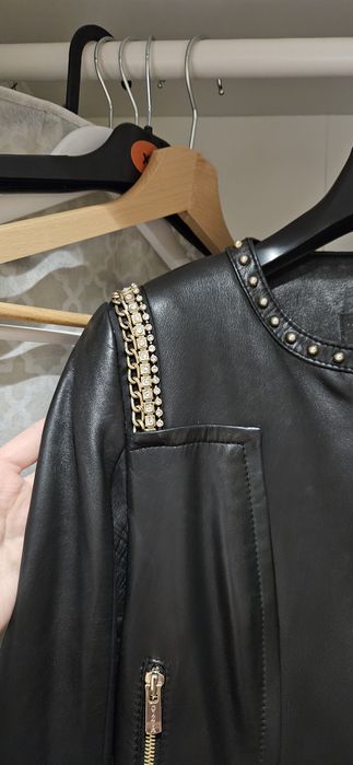 Skórzana kurtka ramoneska styl biker.