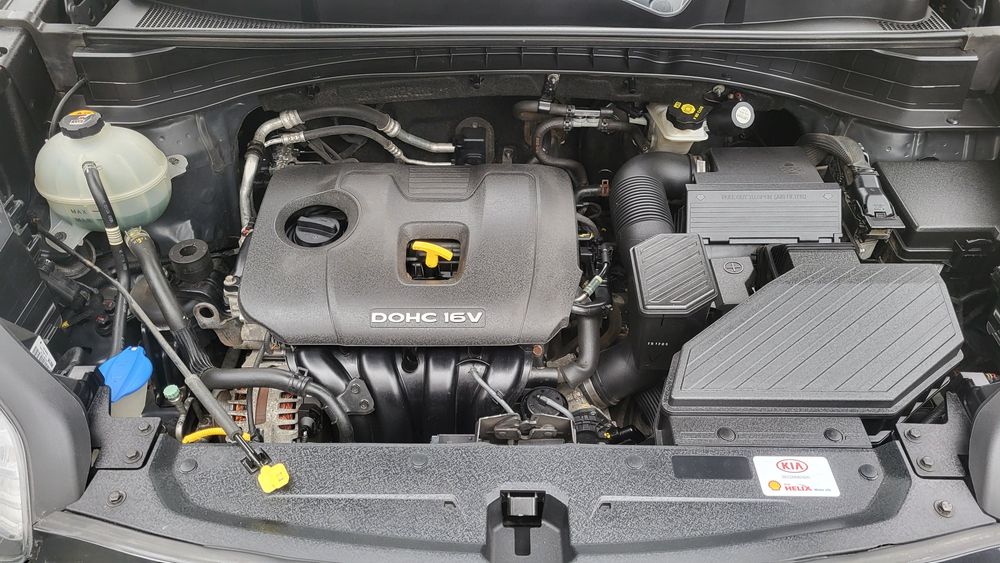 Продам офіційний KIA SPORTAGE