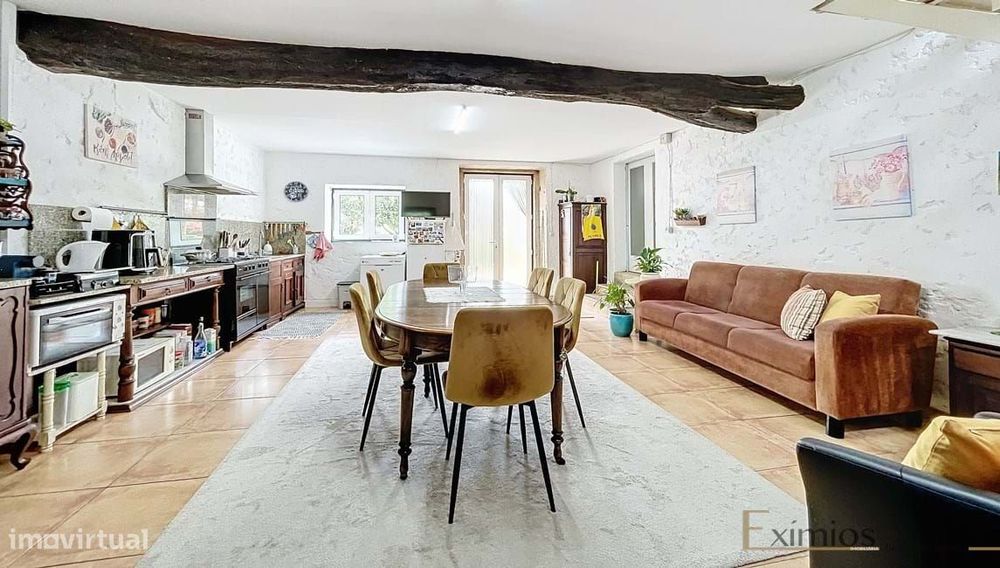 Moradia isolada rústica V3, em Terroso