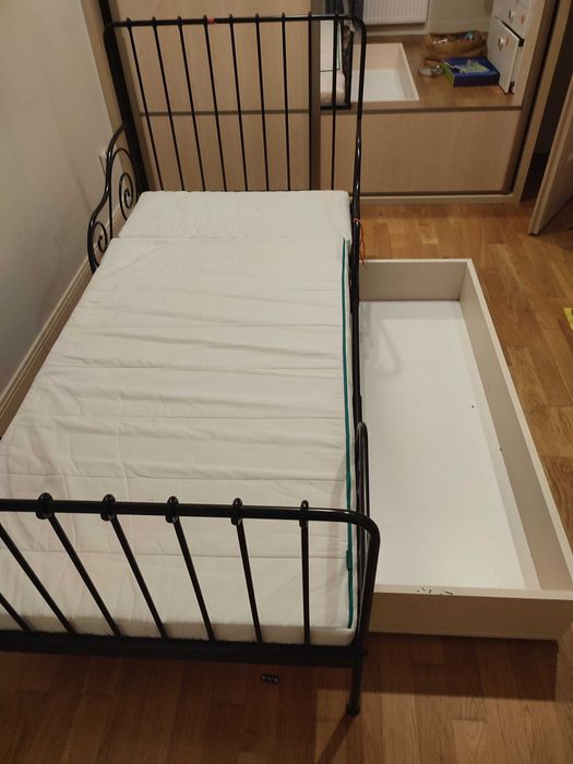 Łóżko Ikea rosnące z dzieckiem+ szuflada na zabawki