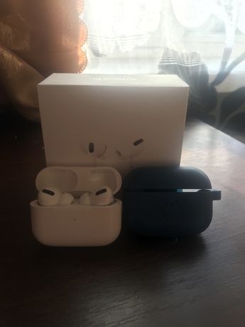 AirPods Pro         .