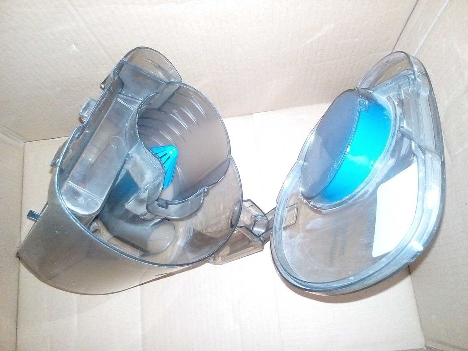 контейнер на пылесос 1900Вт. Philips PowerPro Compact FC9351/01