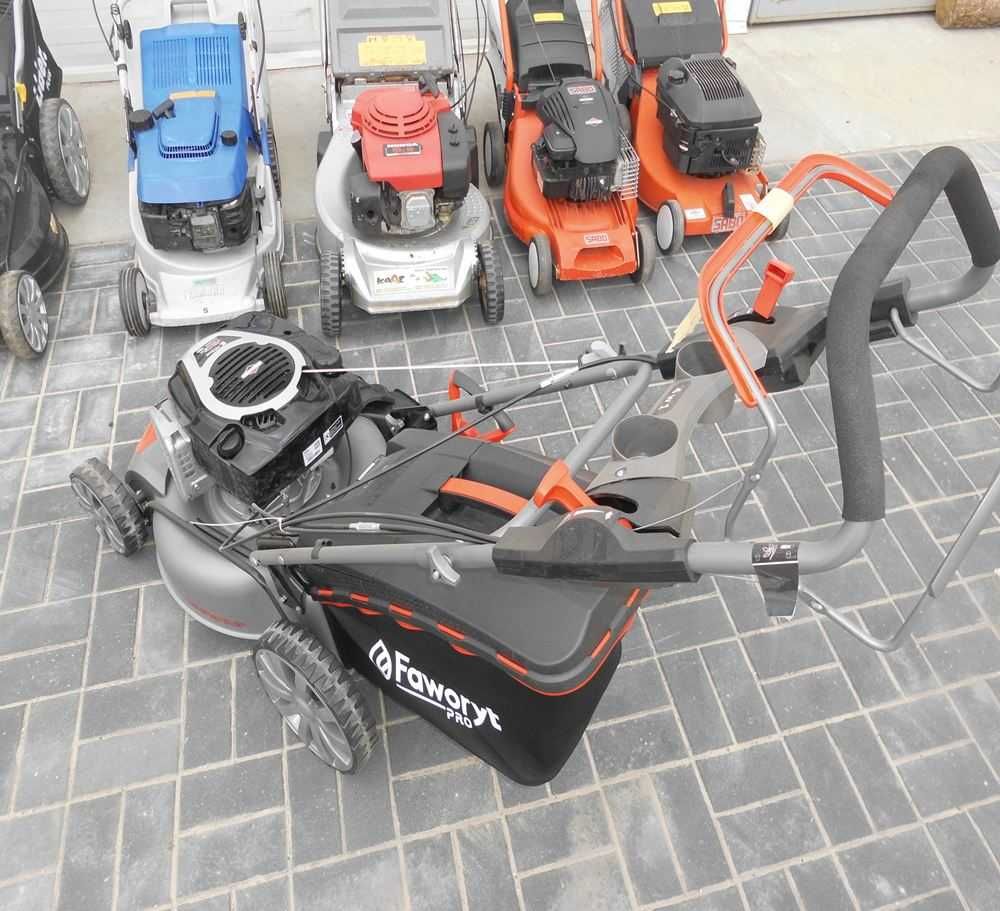 NOWA Kosiarka spalinowa z napędem i koszem BRIGGS&STRATTON 750EX  51cm